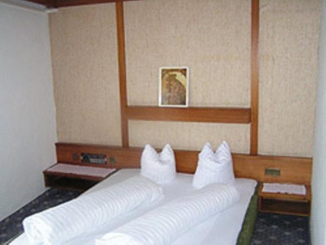 C+M+B Hotel Axams Luaran gambar